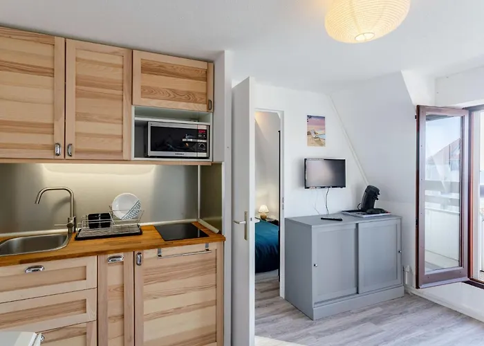 Apartmán Le Grand Cap-15 By Interhome *