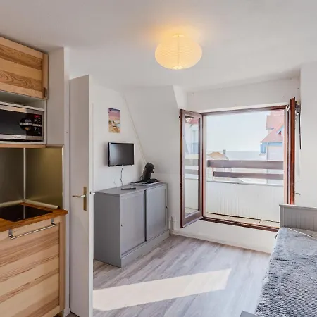 Le Grand Cap-15 By Interhome Lägenhet *